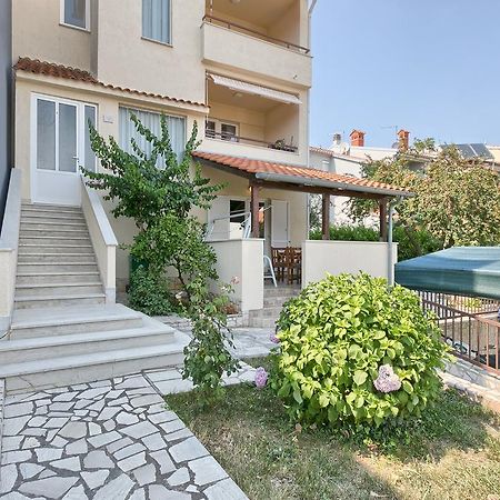 Apartments Veruda Porat Pula Bagian luar foto